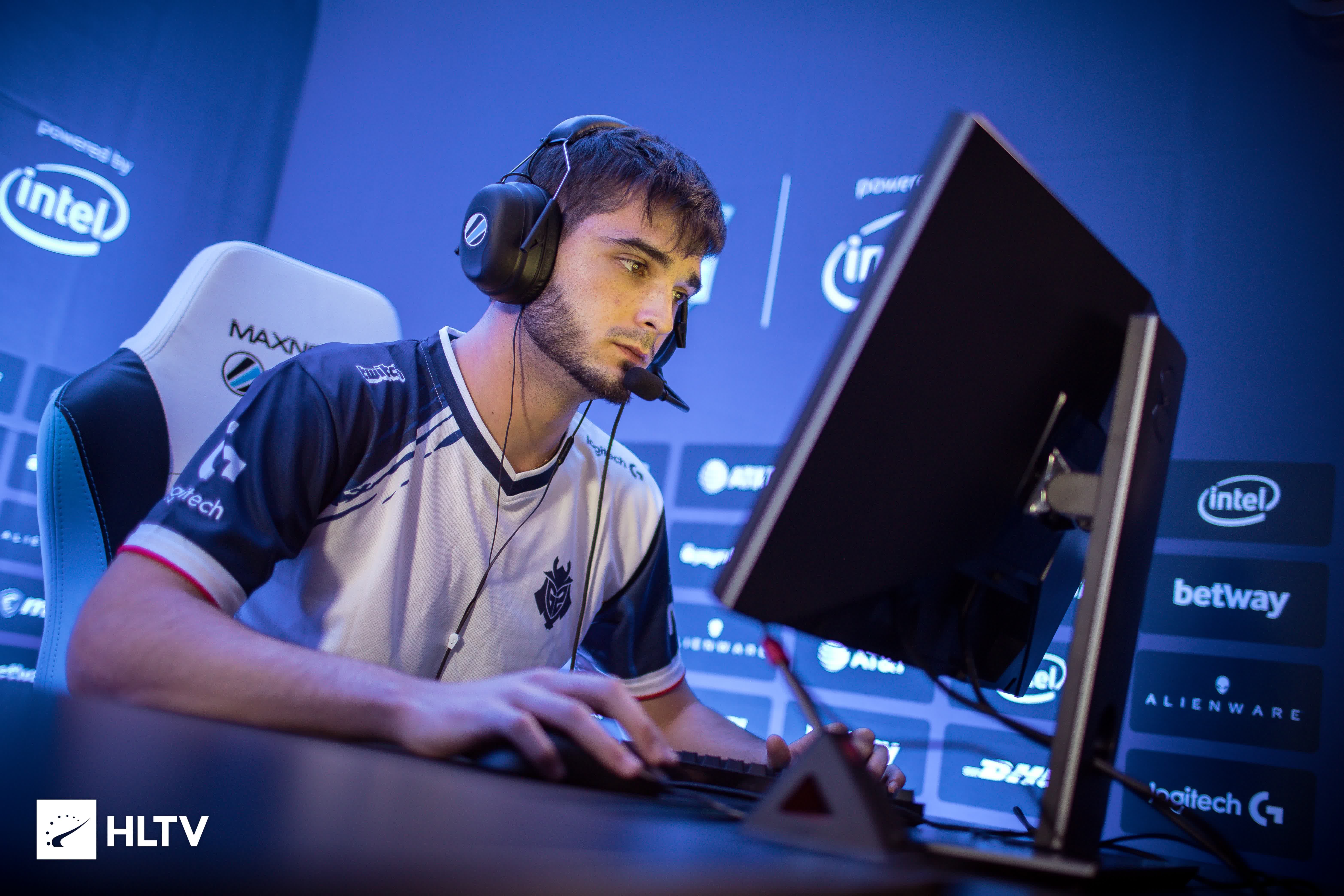 的进攻和防 的进攻和防